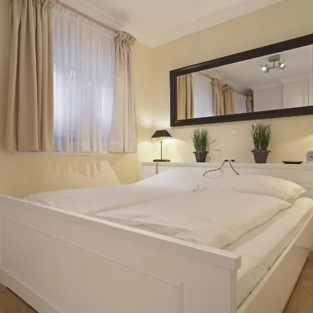 Botticher Str. 9, W1 Apartment *